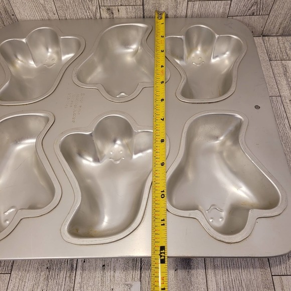 Wilton Mini Ghost Cake Pan 1991 Halloween Baking Mold - Picture 9 of 9